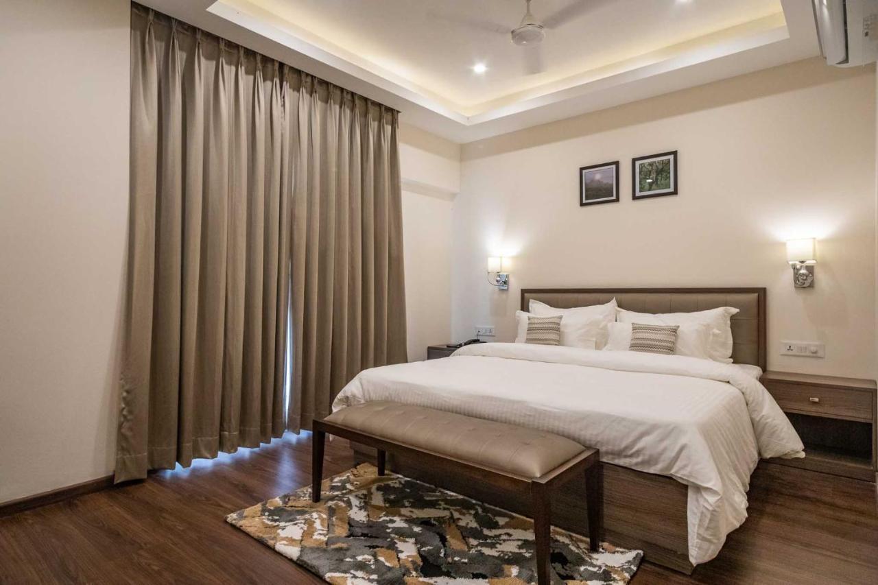Hotel Alaya Dehradún Kültér fotó