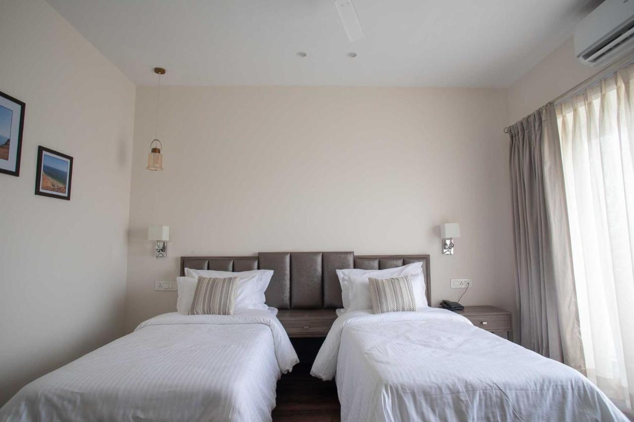 Hotel Alaya Dehradún Kültér fotó