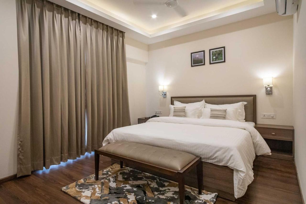 Hotel Alaya Dehradún Kültér fotó