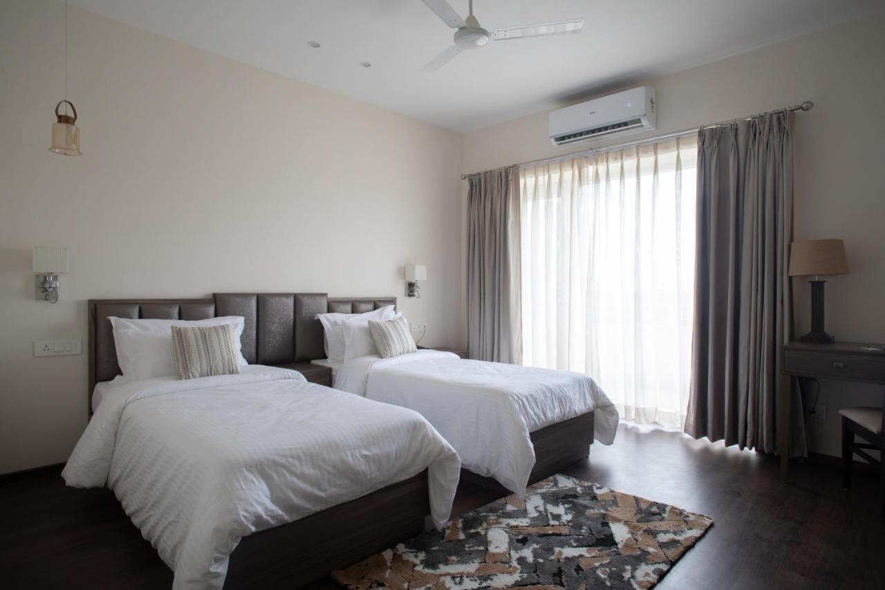 Hotel Alaya Dehradún Kültér fotó
